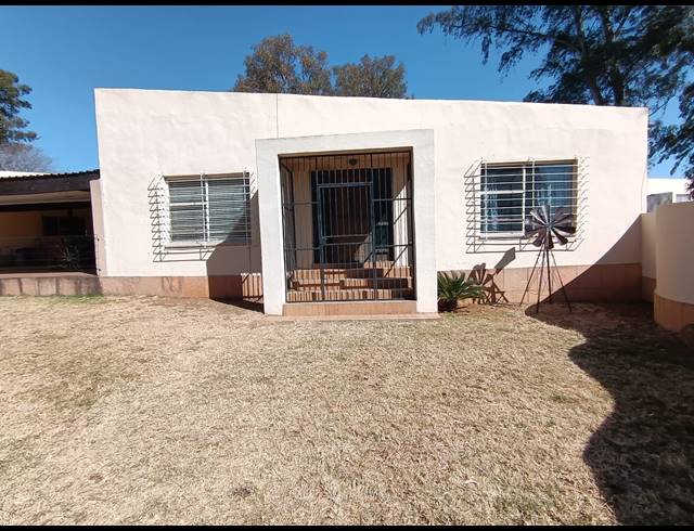 3 BEDROOM HOUSE FOR SALE IN DREAMLANDS